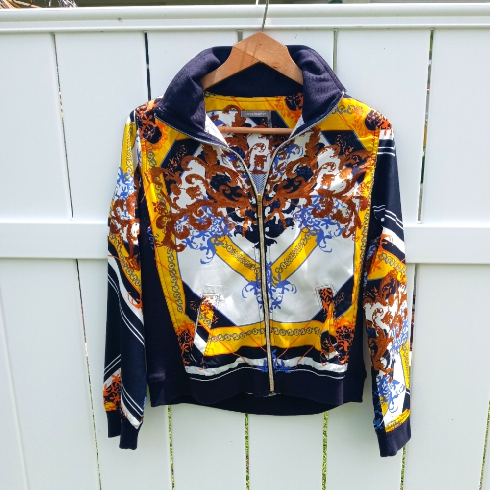 ⛓️Retro Three Hearts Golden Baroque Windbreaker 💙